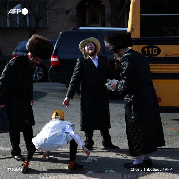 US-RELIGION-JUDAISM-PURIMScenes of celebration of Purim in the Williamsburg area of the Brookl...jpg